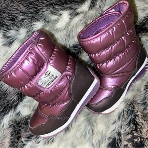 Girl winter/snow boats